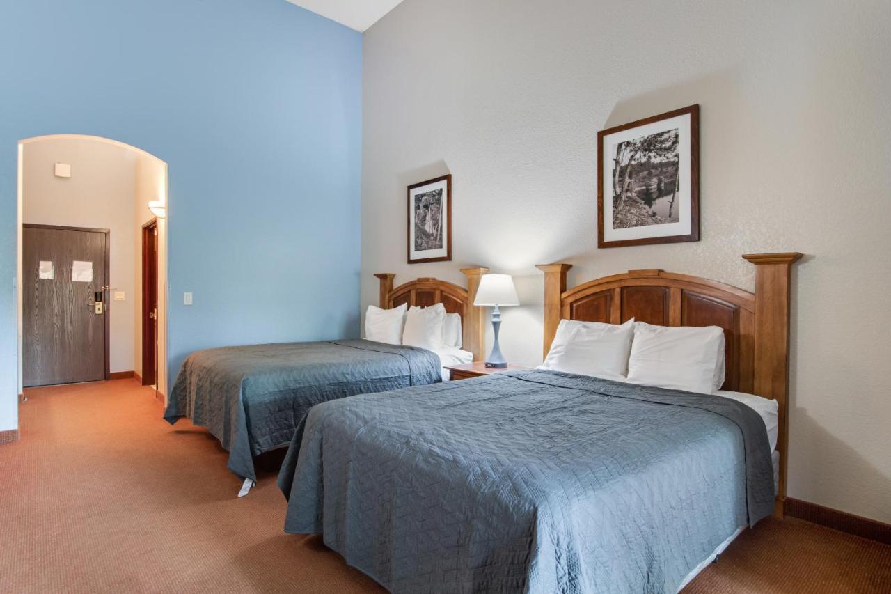 Chula Vista Unit #2147 * Wisconsin Dells