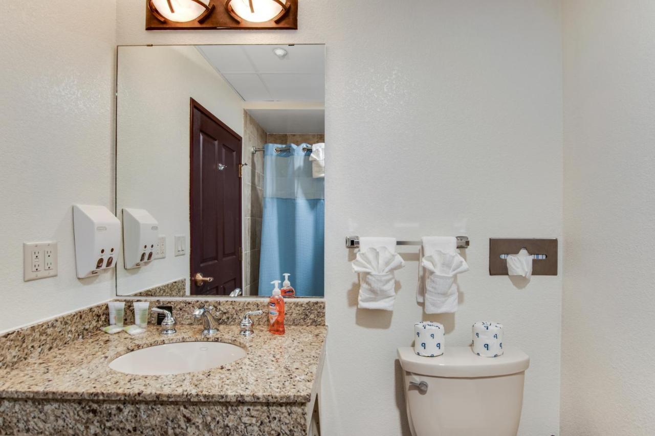 Apartment Chula Vista Unit #2147 Wisconsin Dells